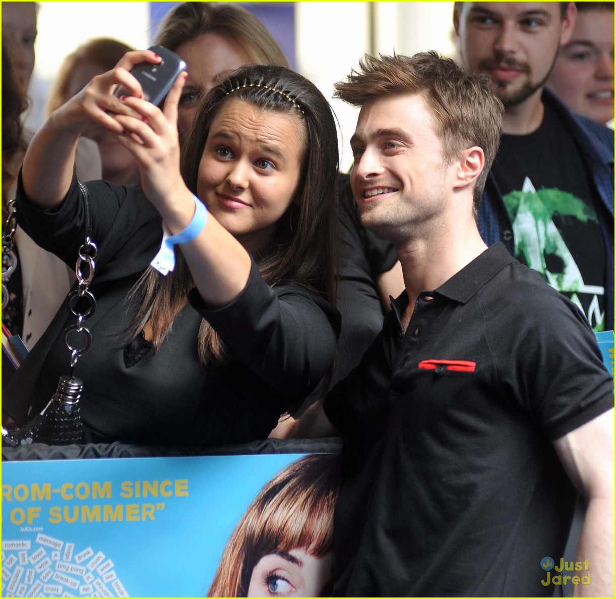daniel radcliffe pose with fans what if dublin 15