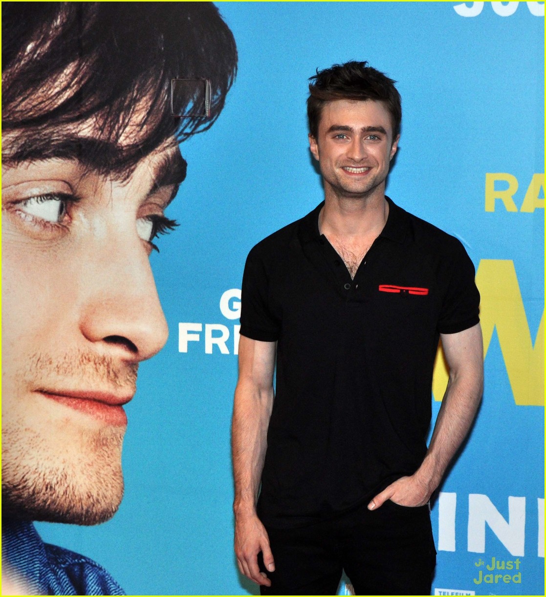 daniel radcliffe pose with fans what if dublin 23
