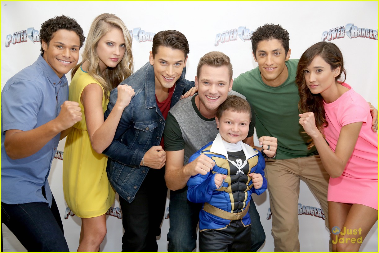 power rangers dino charge cast announced 07