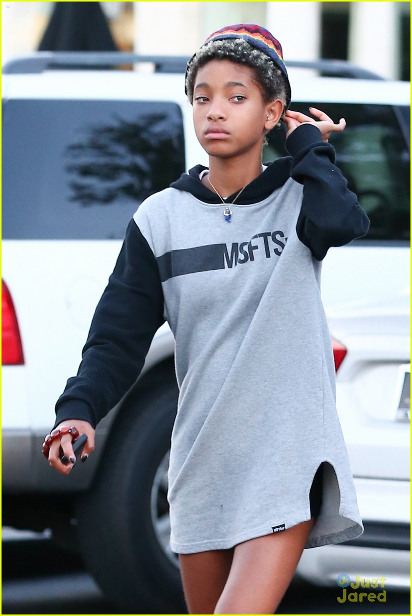 willow smith reps jadens clothing line 10