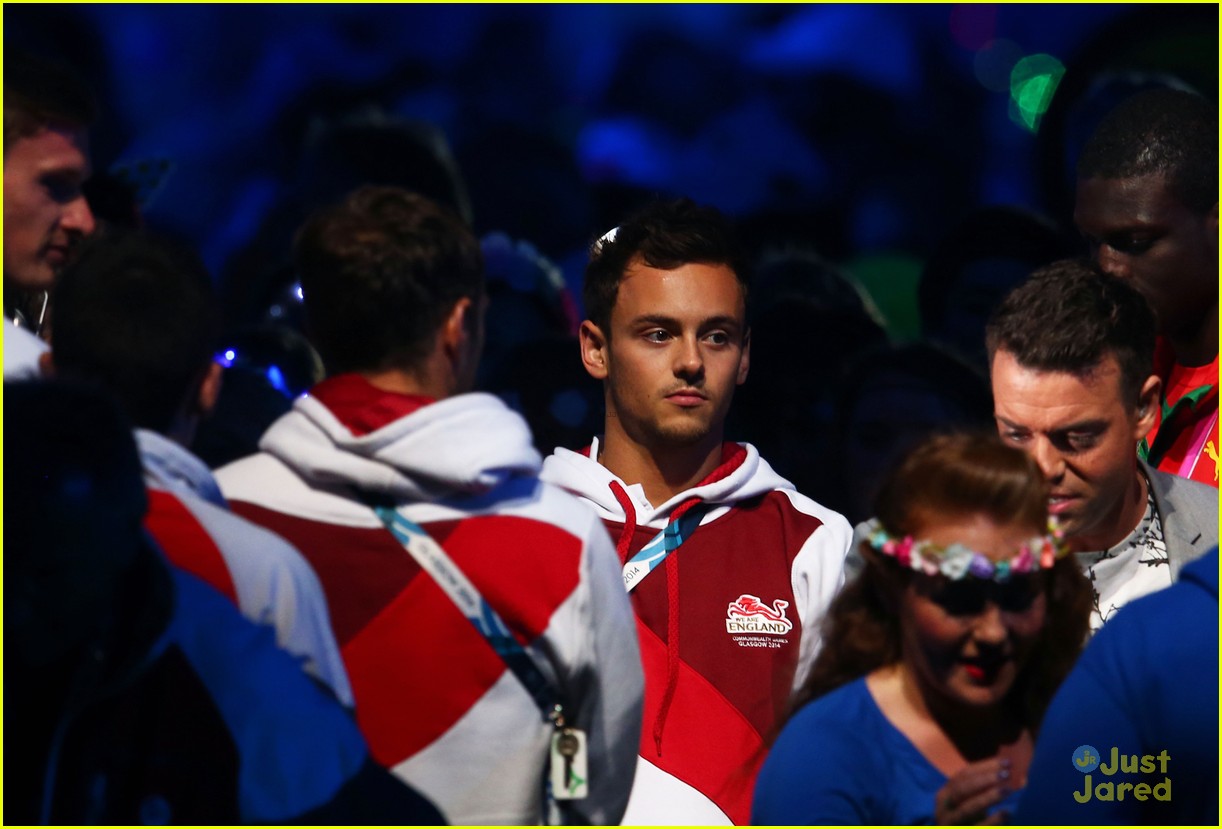 tom daley wins gold at commonwealth games 25