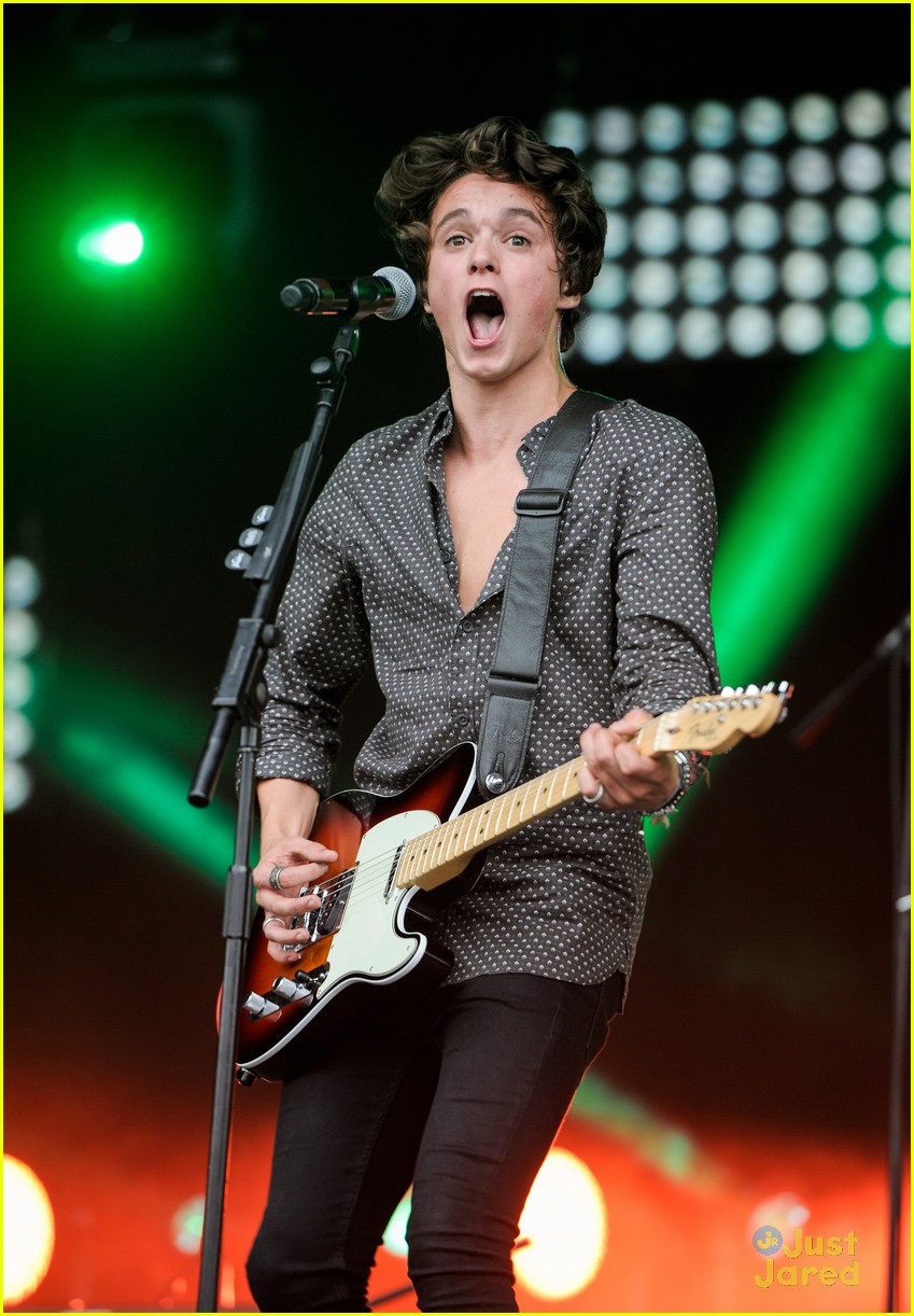 the vamps fusion festival day one performance 05