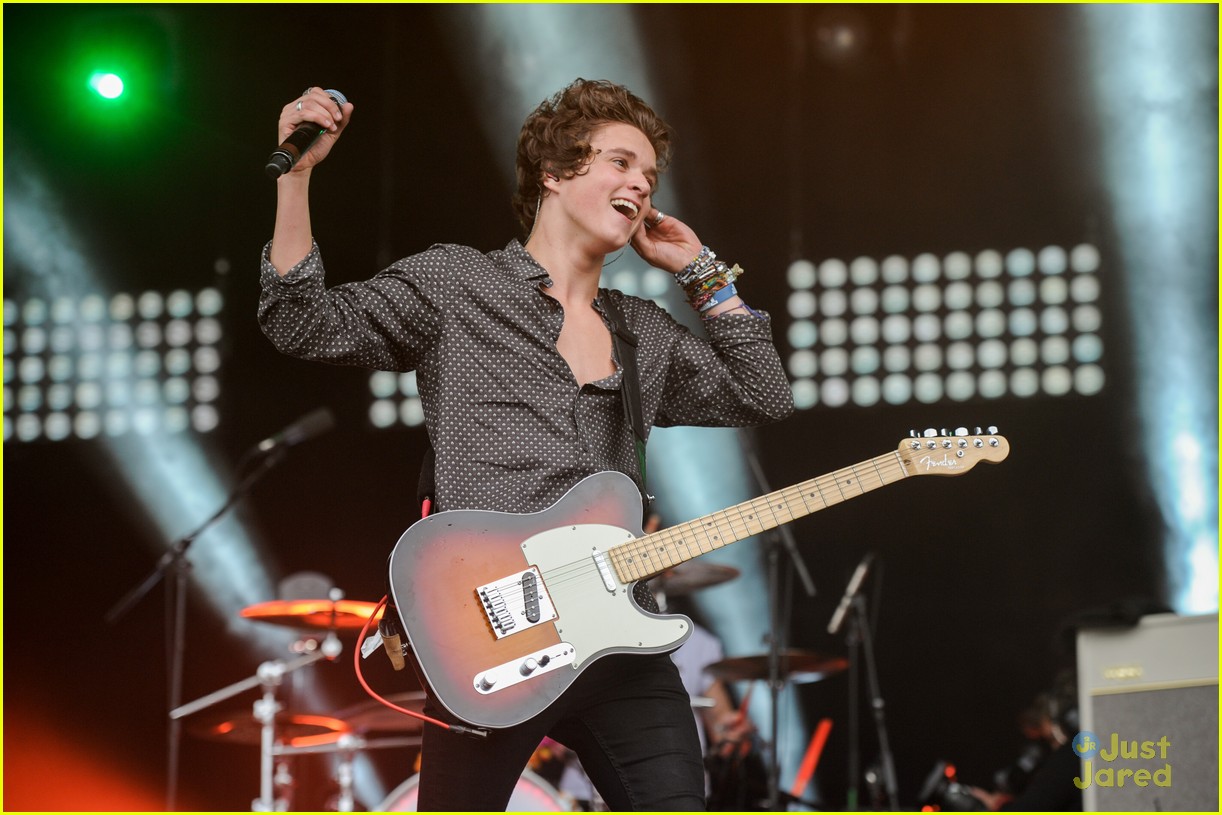 the vamps fusion festival day one performance 15