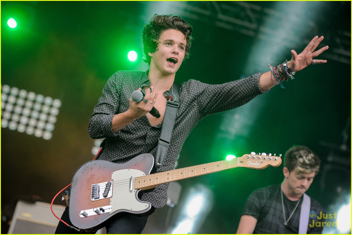 the vamps fusion festival day one performance 16