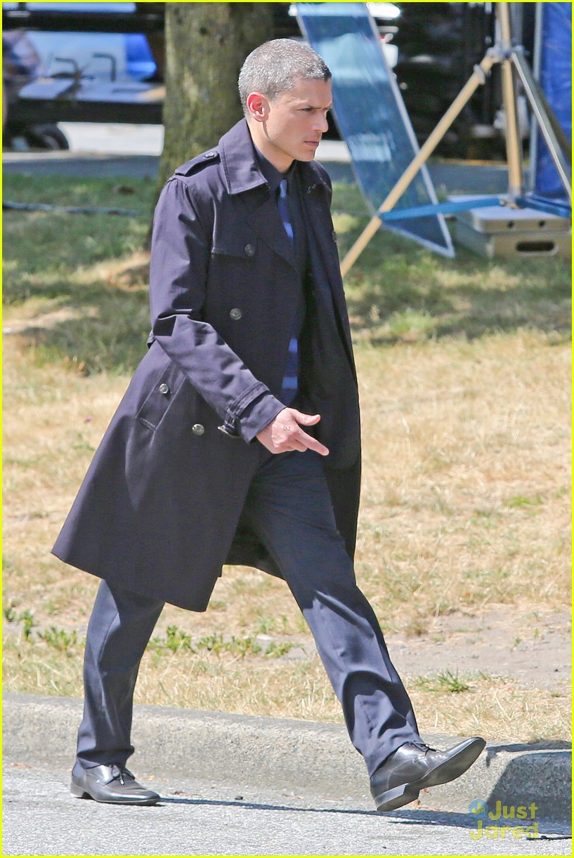 wentworth miller on the flash first set photos 03