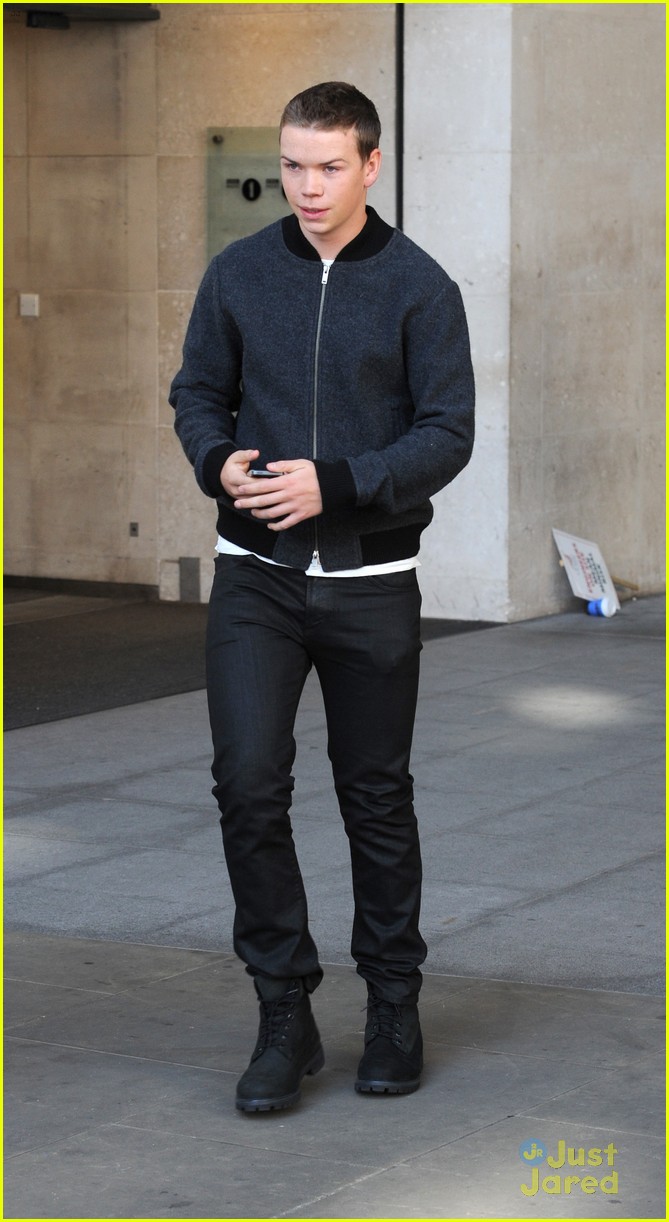 will poulter promote the maze runner london 03