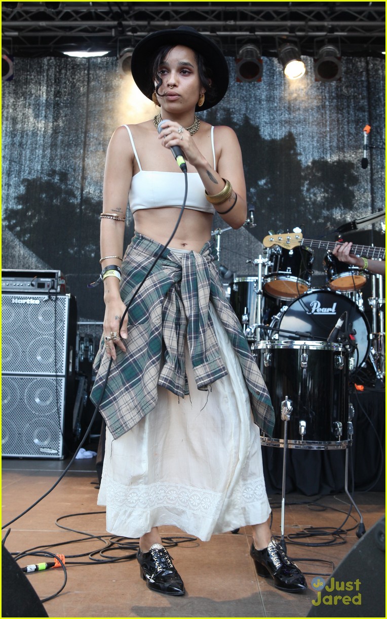 zoe kravitz couldnt imagine life without music 02