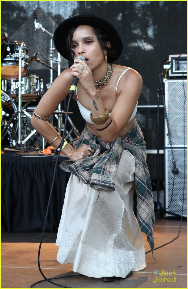 zoe kravitz couldnt imagine life without music 03