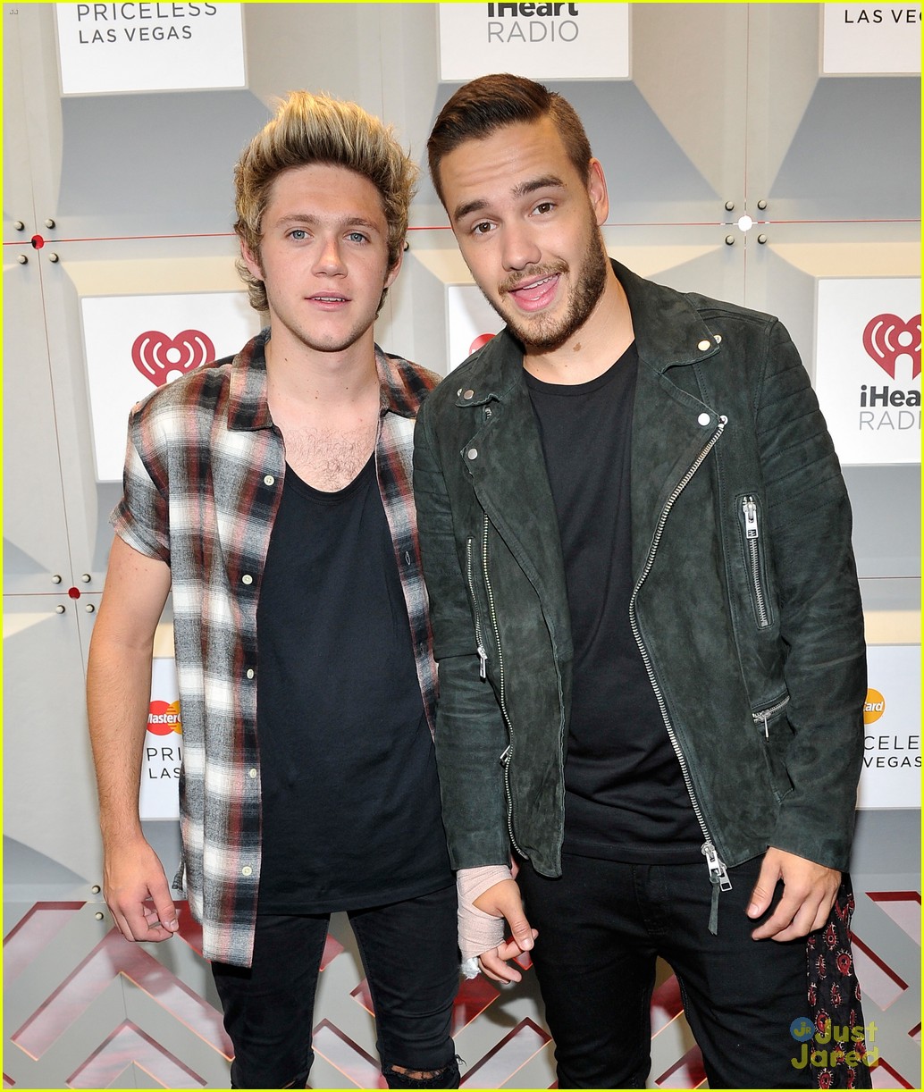 one direction 5 seconds of summer iheartradio music festival 2014 04