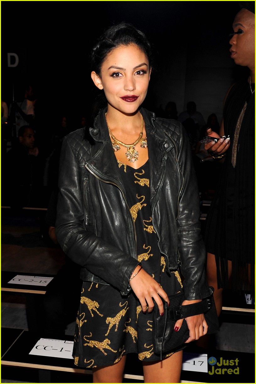 bianca santos olivia somerlyn nyfw shows front row 04