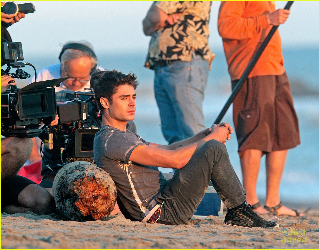zac efron max joseph shirtless we are your friends beach 08