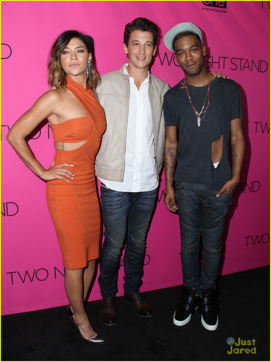miles teller jessica szohr two night stand premiere los angeles 09