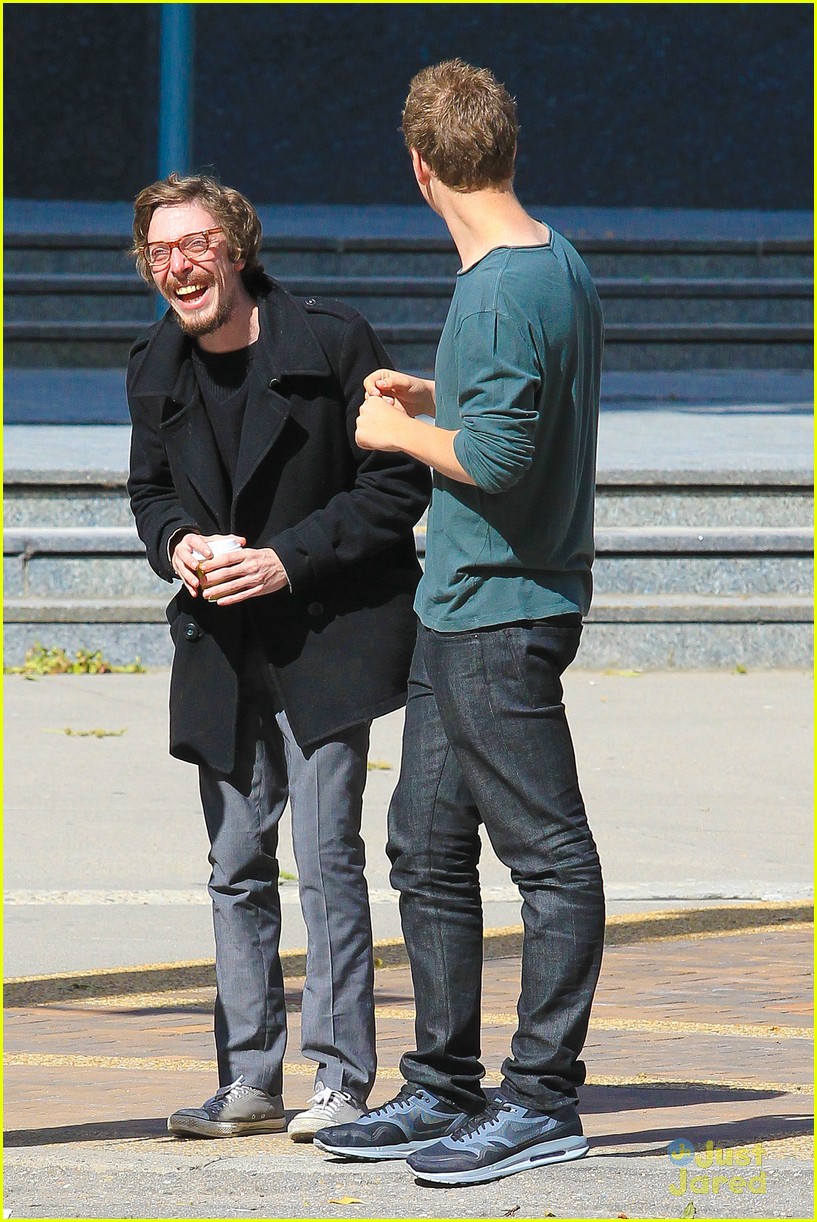 will poulter on set costars 09