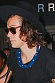 harry styles mobbed by fans lax 03