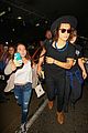 harry styles mobbed by fans lax 04