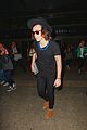 harry styles mobbed by fans lax 16