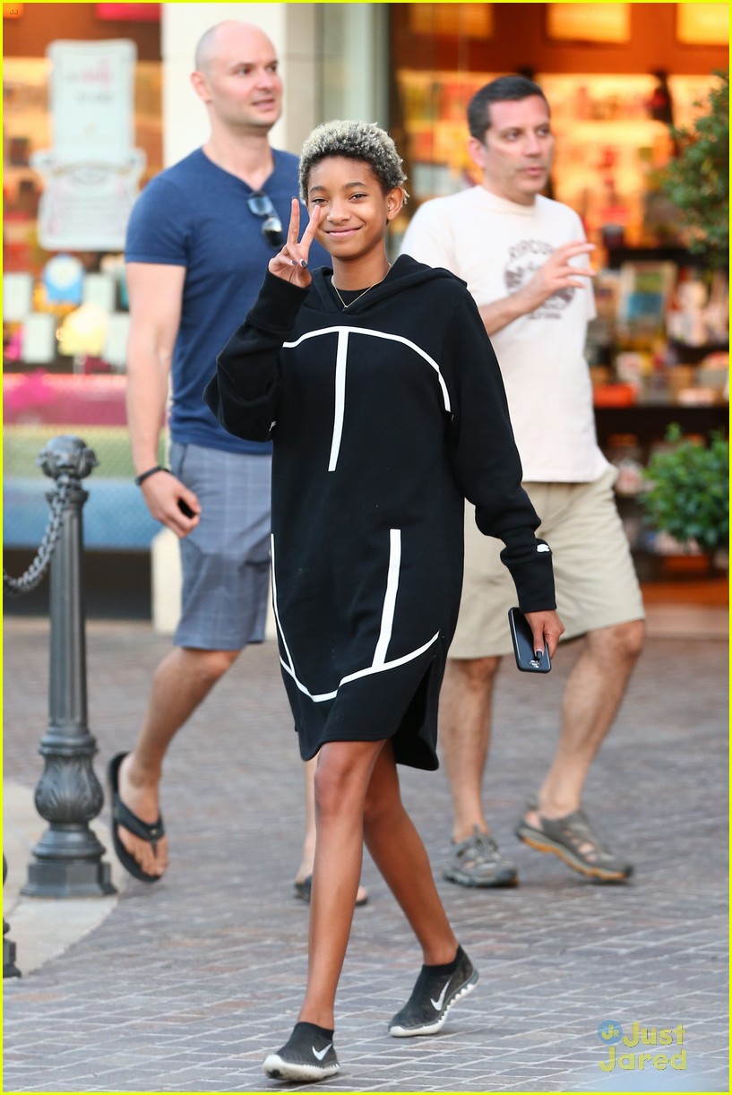 willow smith labor day lunch 10