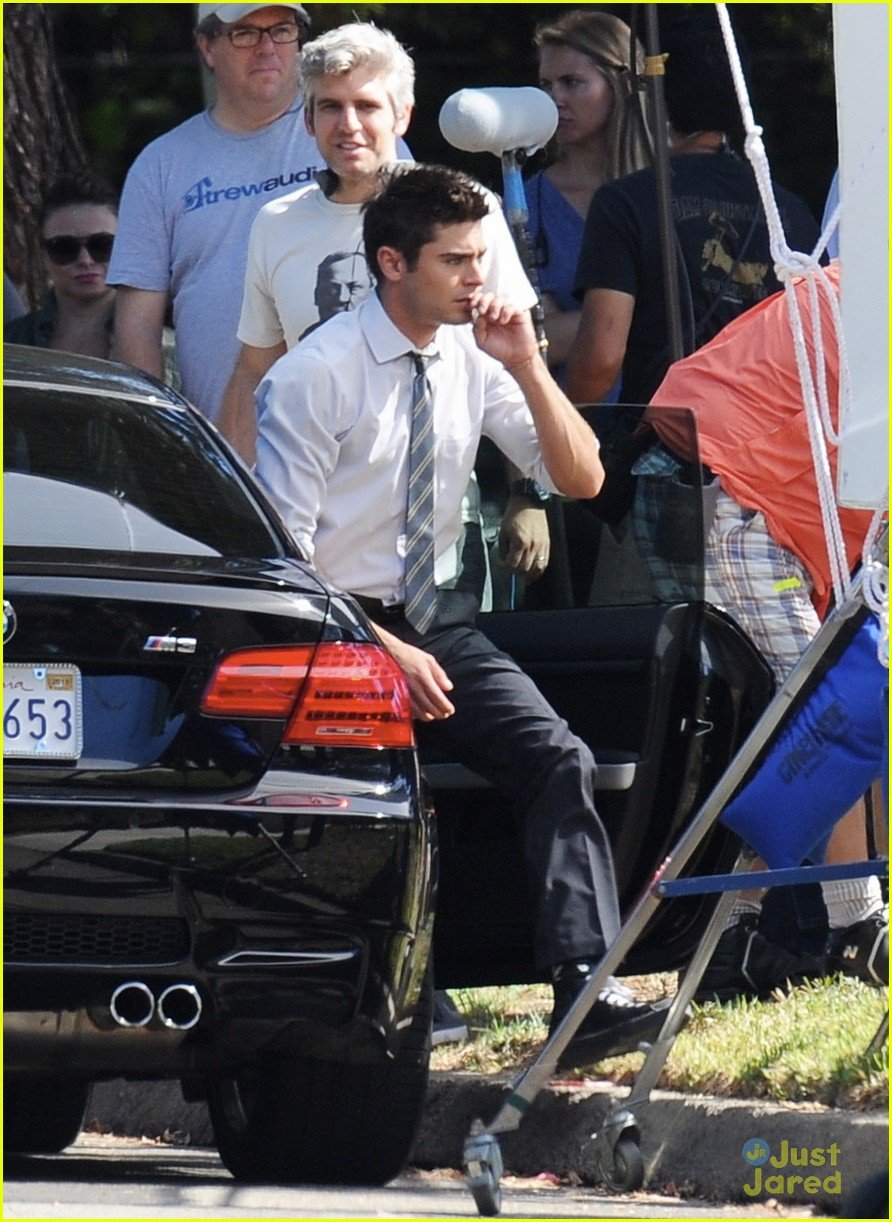 zac efron switches suit we are your friends set 25