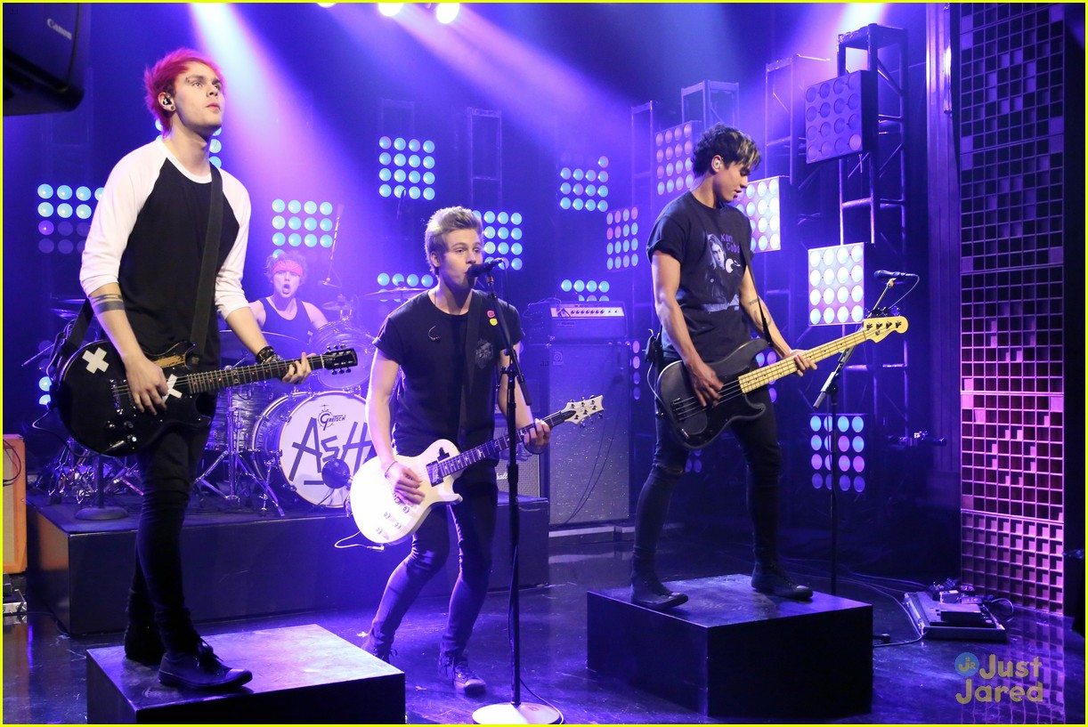 5sos tonight show 1d investment 02