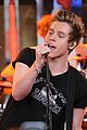 5 seconds of summer gma performance 07