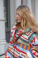 pregnant blake lively goes shopping for baby clothes 09