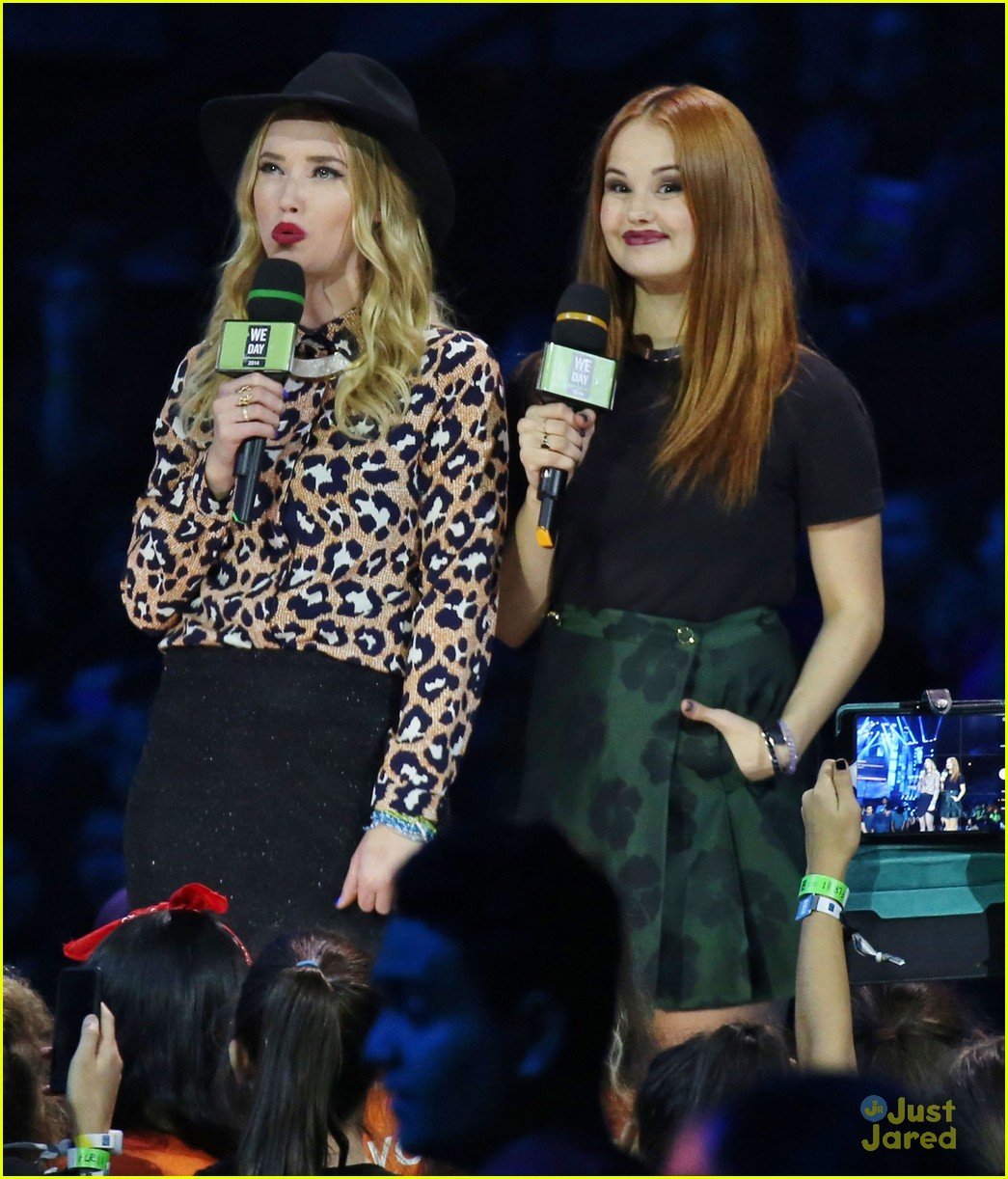 debby ryan shawn mendes we day vancouver 03