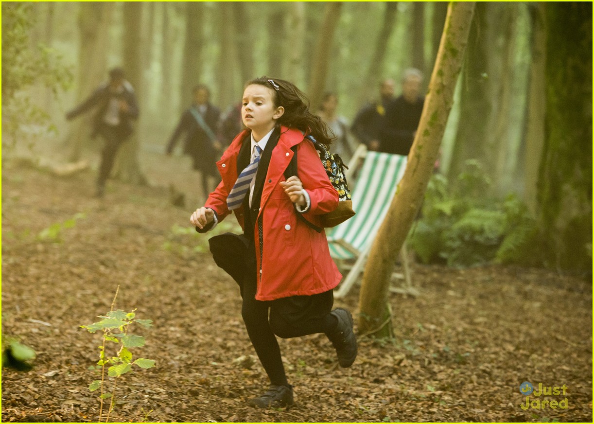 doctor who forest of night stills 13