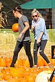 harry styles goes pumpkin picking with erin foster 03