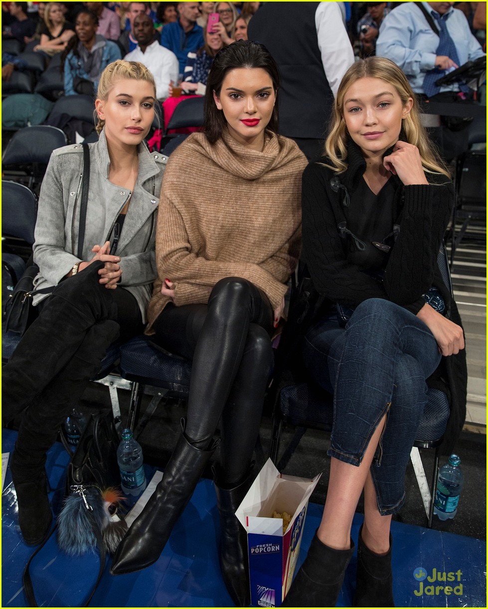 kendall jenner gigi hadid root for knicks at madison square garden 05