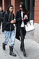 kendall jenner gigi hadid root for knicks at madison square garden 09