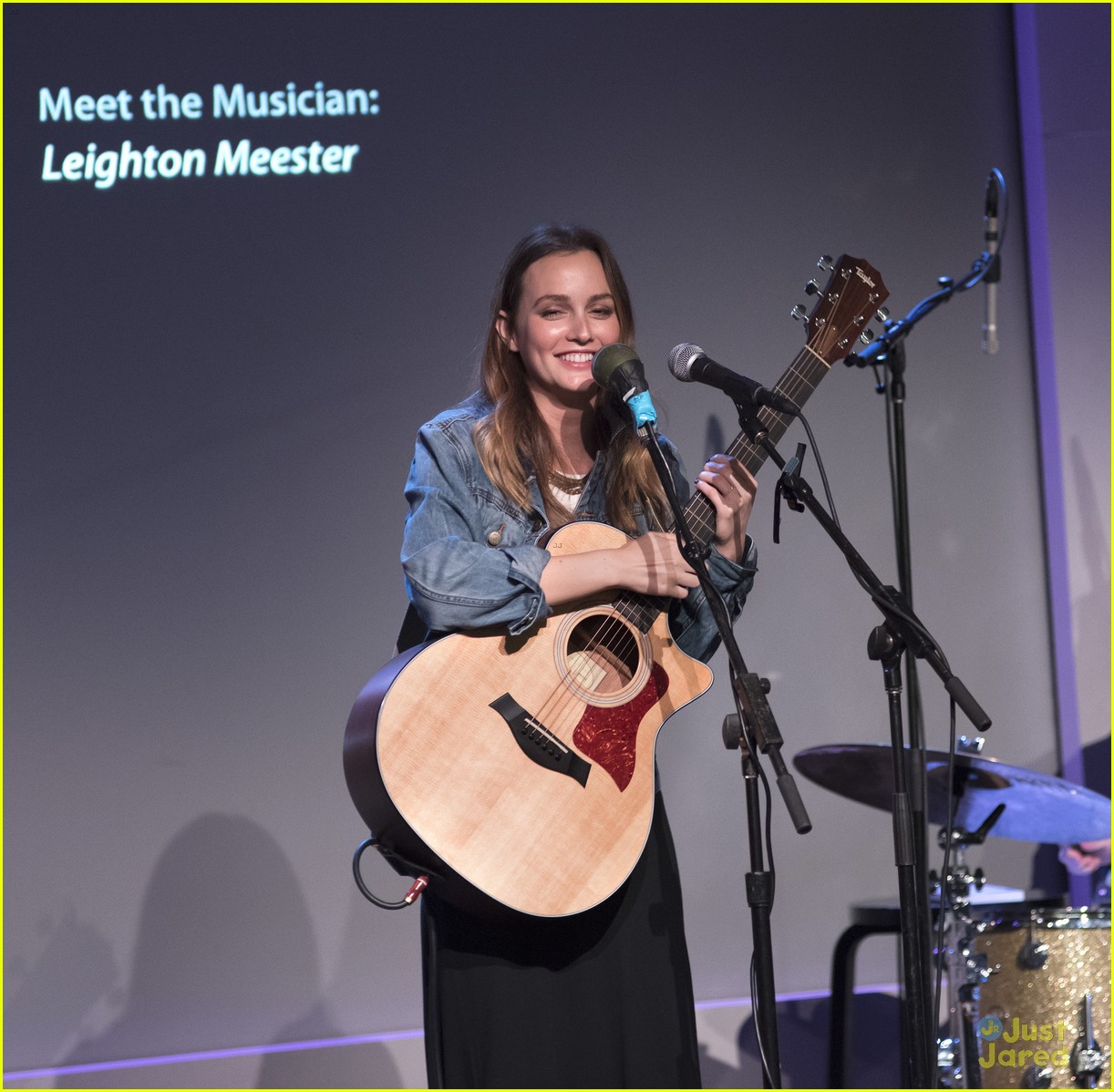 leighton meester performs nyc music focus 01