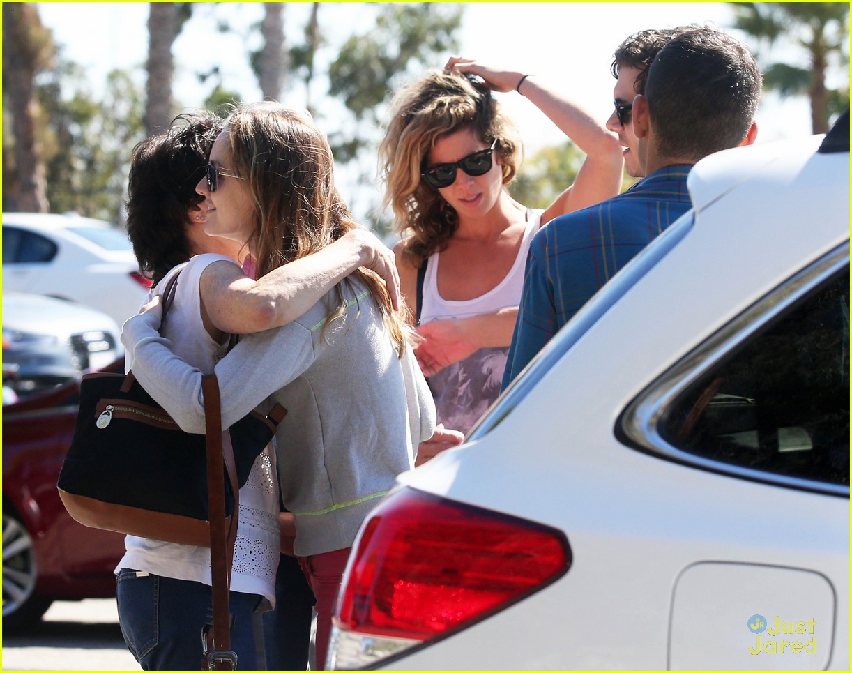 leighton meester adam brody take their family to lunch 14