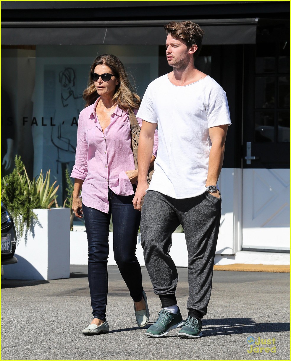 patrick schwarzenegger spends the morning with his mom 08