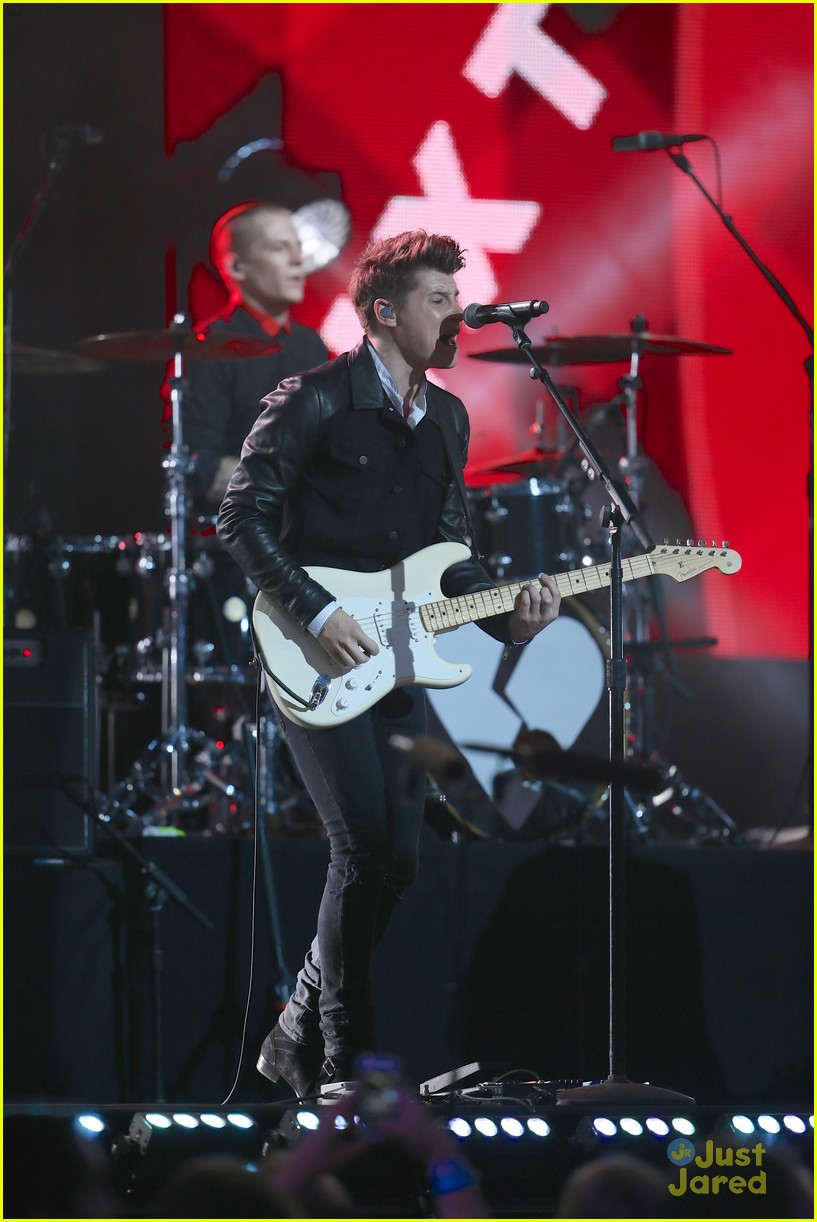 Rixton Takes the Jimmy Kimmel Live! Stage to Perform 'Wait on Me ...