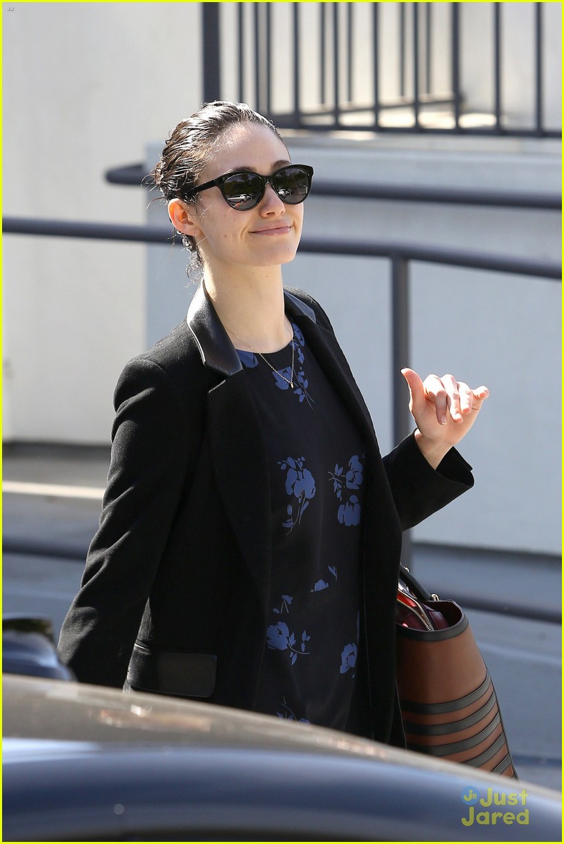 vote emmy rossum for favorite cable tv actress for people choice awards 02