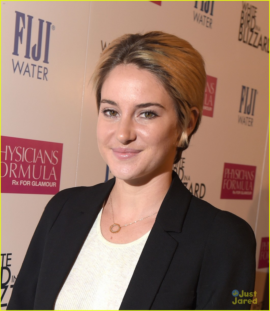 shailene woodley opens up about nude scenes for white bird 13