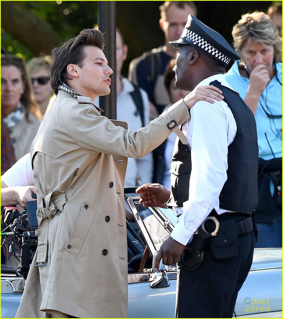 louis tomlinson gets arrested for new music video shoot 09