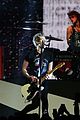 5 seconds of summer 2014 aria awards performance 15