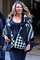 blake lively baby bump out about 05