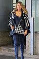 blake lively baby bump out about 07
