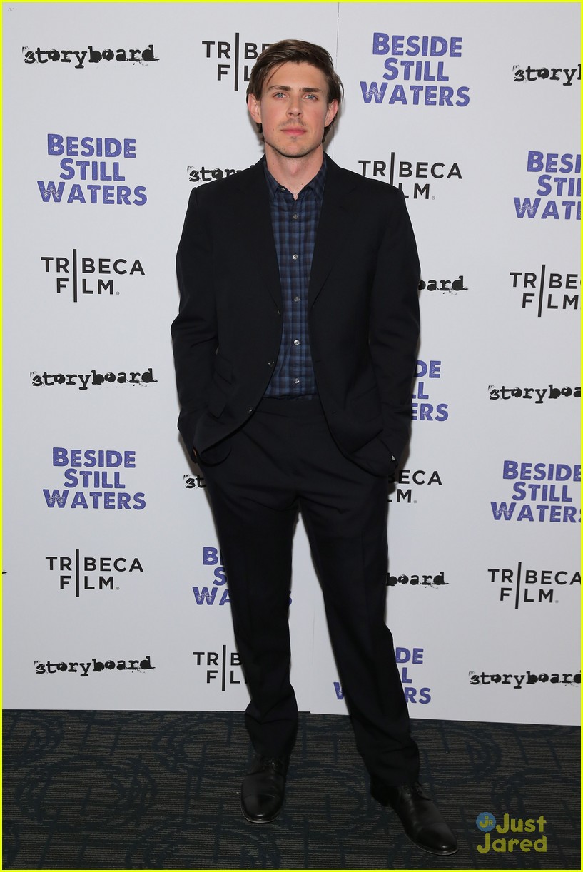 charlie carver supports chris lowells beside still waters 08