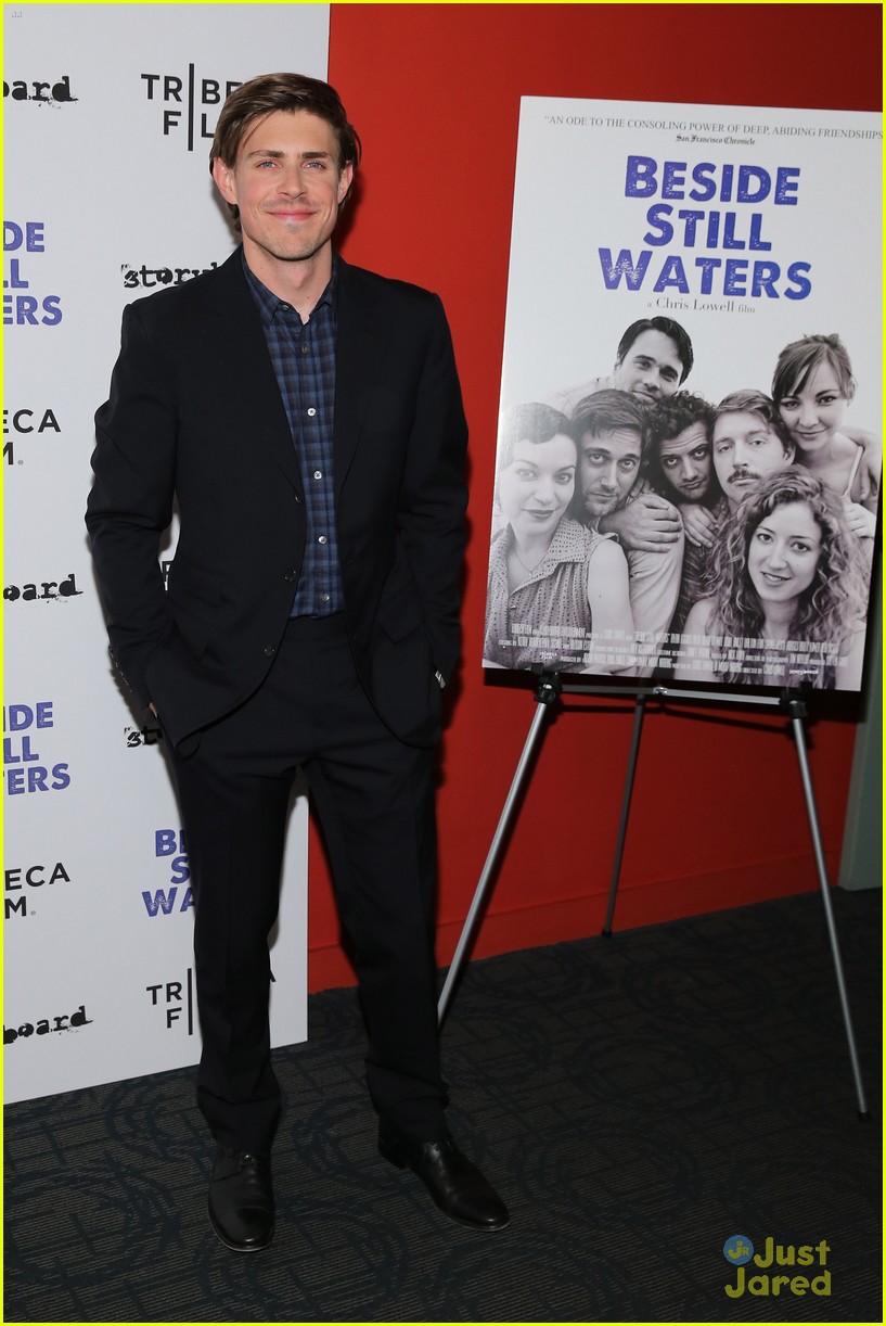charlie carver supports chris lowells beside still waters 10