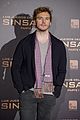 sam claflin opens up on giving up soccer dream 19
