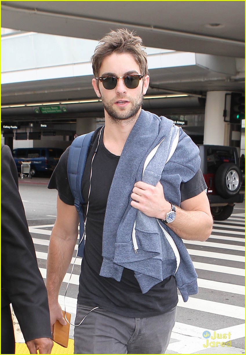 chace crawford roots for tony romo dallas cowboys 13