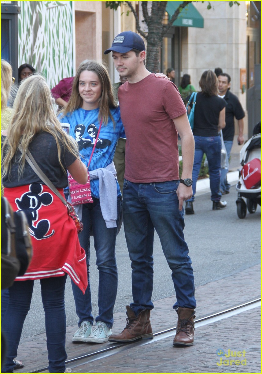 damian mcginty glee fans the grove 08