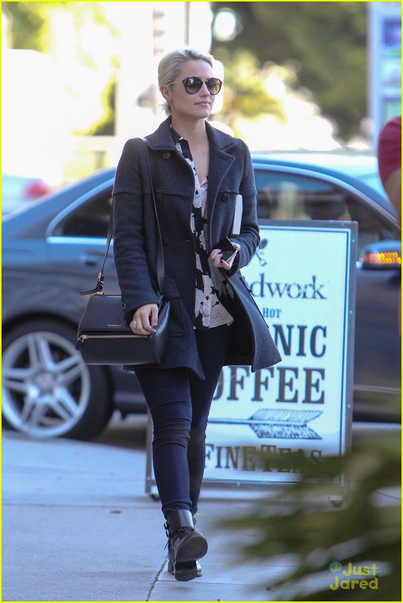 dianna agron out and about 04