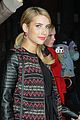emma roberts rainy dinner out nyc 03