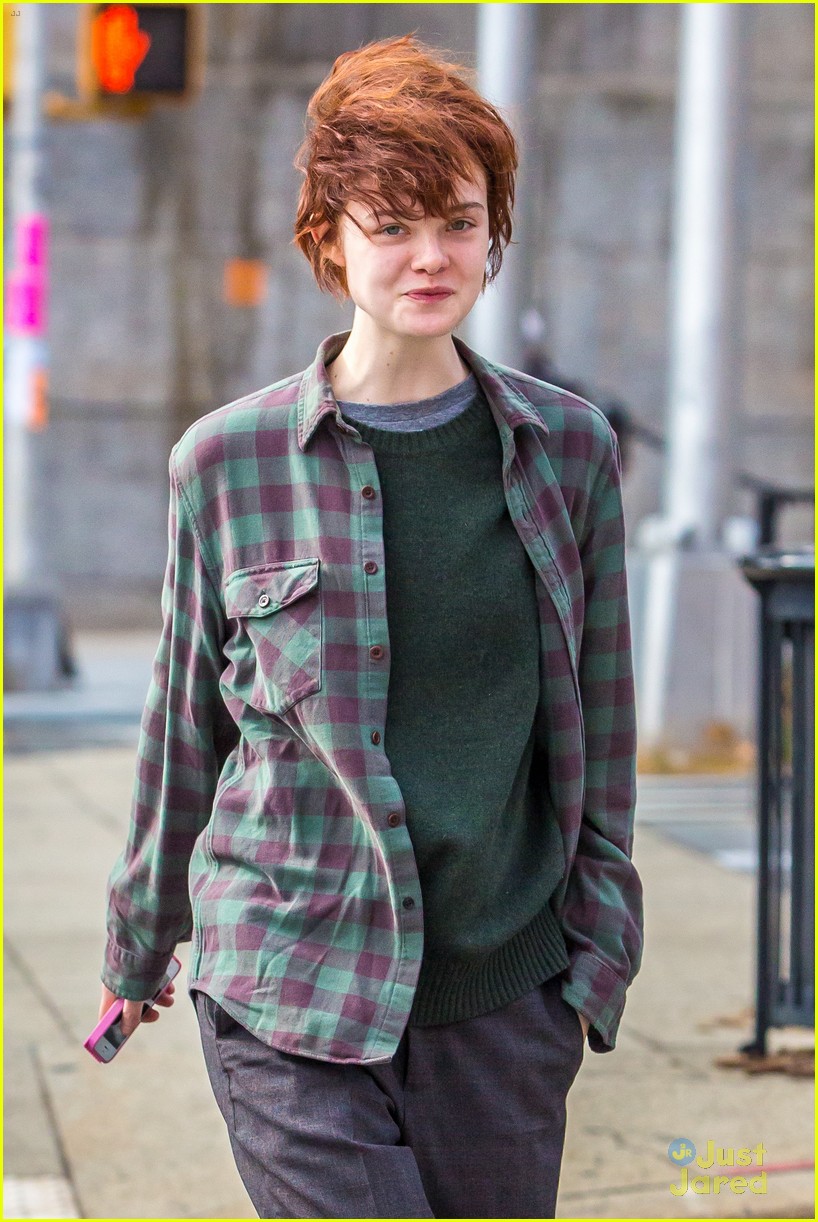 elle fanning is all about the plaid on three generations 04