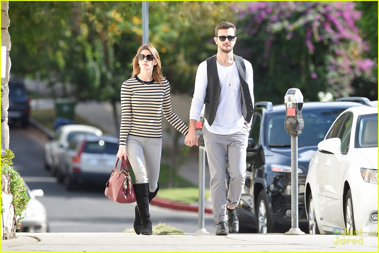 ashley greene paul khoury are still going strong 12