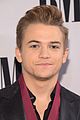 hunter hayes gets honored with medallion at bmi country awards 09